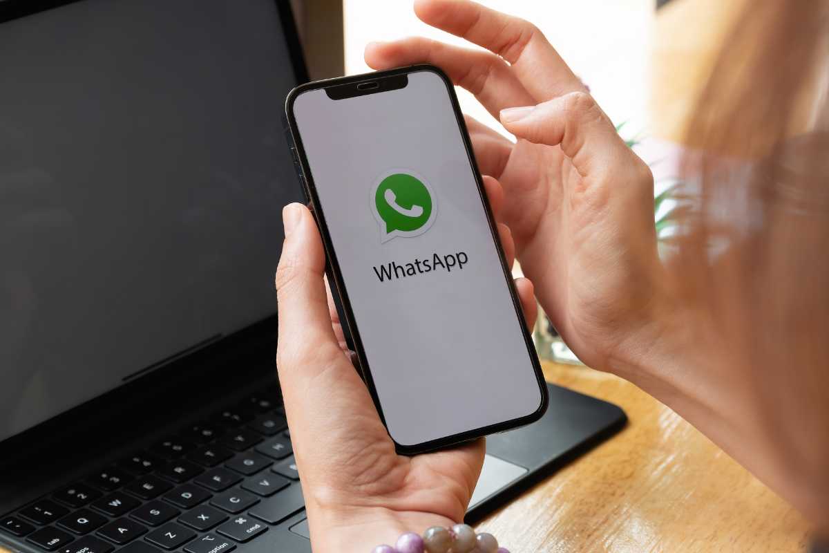 Attivate questo trucco per tenere lontana ogni spia da WhatsApp