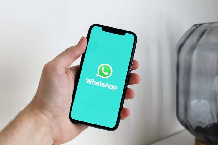 WhatsApp stop utenti cambiamento improvviso