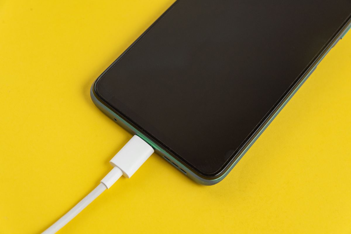 Il trucco per trasformare lo smartphone in un computer con l'USB-C